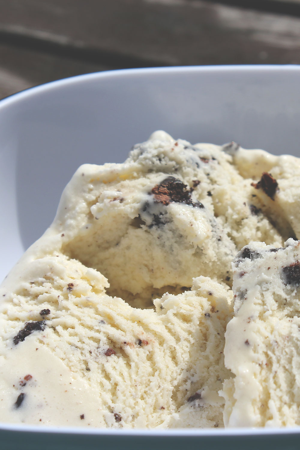 Rezept für Oreo-Cookie-Eis und Erdbeer-Sahne-Eis aus dem Ben & Jerry's Eisbuch | moeyskitchen.com