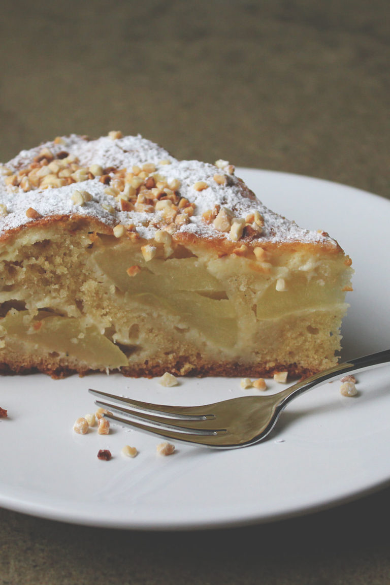 Französischer Apfelkuchen mit Crème fraîche und Mandeln - moey&amp;#39;s ...