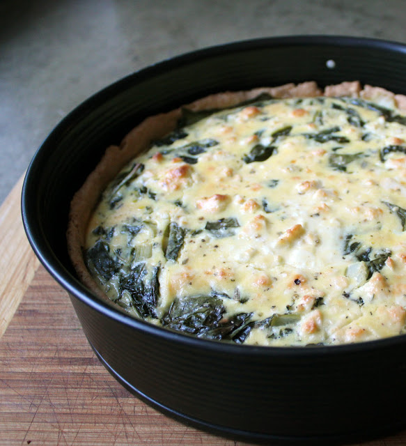 Rezept für Mangold-Quiche mit Feta frisch gebackene Quiche mit Mangold und Feta