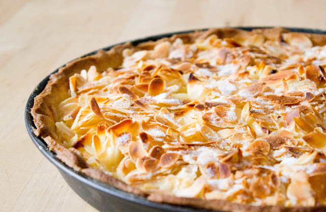 Apfeltarte mit Mascarponecreme und Mandeln - moey&amp;#39;s kitchen foodblog