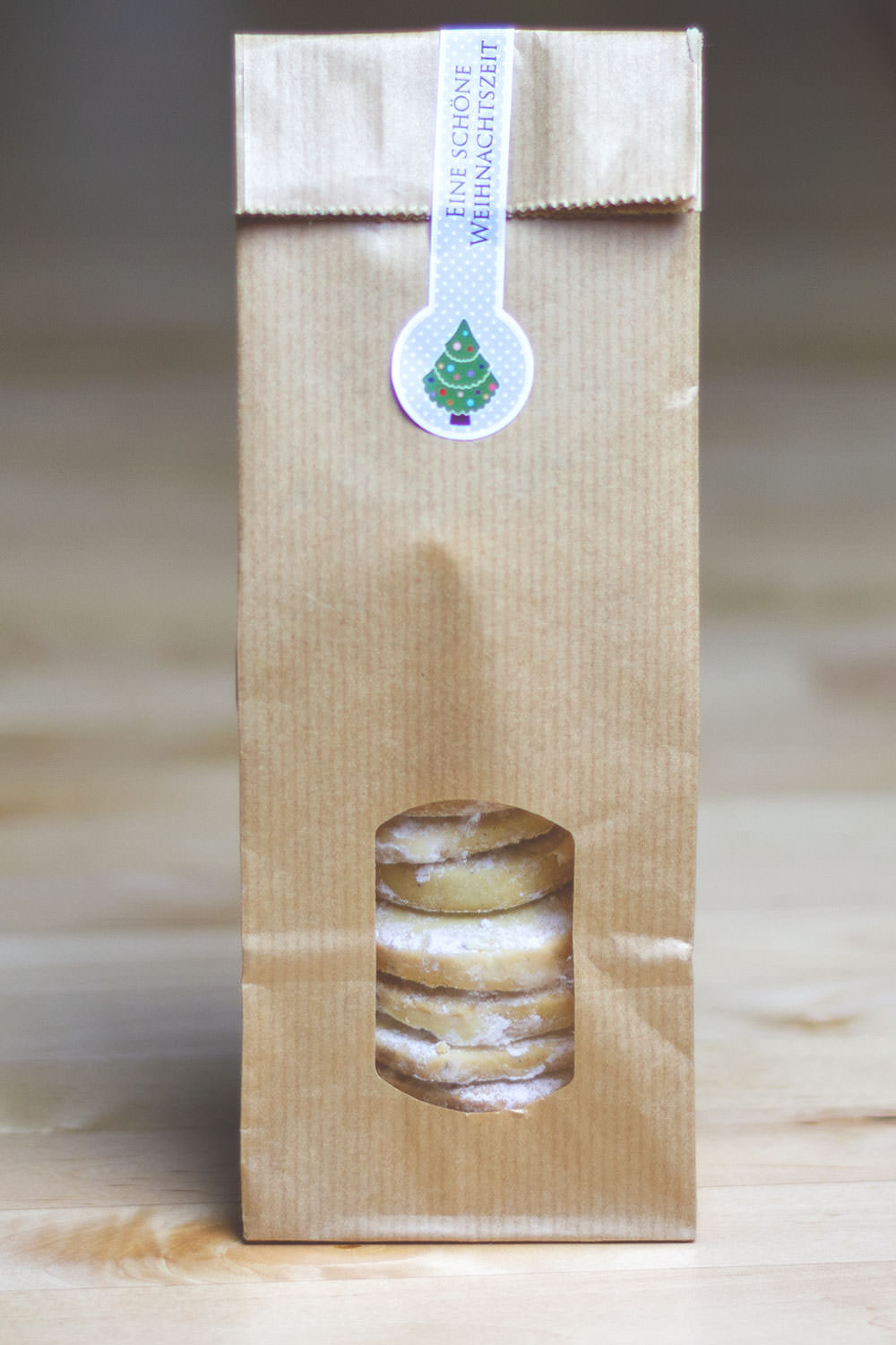 Vanilla Meltaways | zart-mürbe Vanilleplätzchen | köstliche Vanillekekse für die Weihnachtszeit | moeyskitchen.com #weihnachtsplätzchen #weihnachtskekse #cookies #backen #foodblog