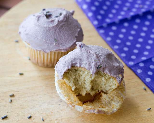 Cupcakes mit Lavendelgeschmack