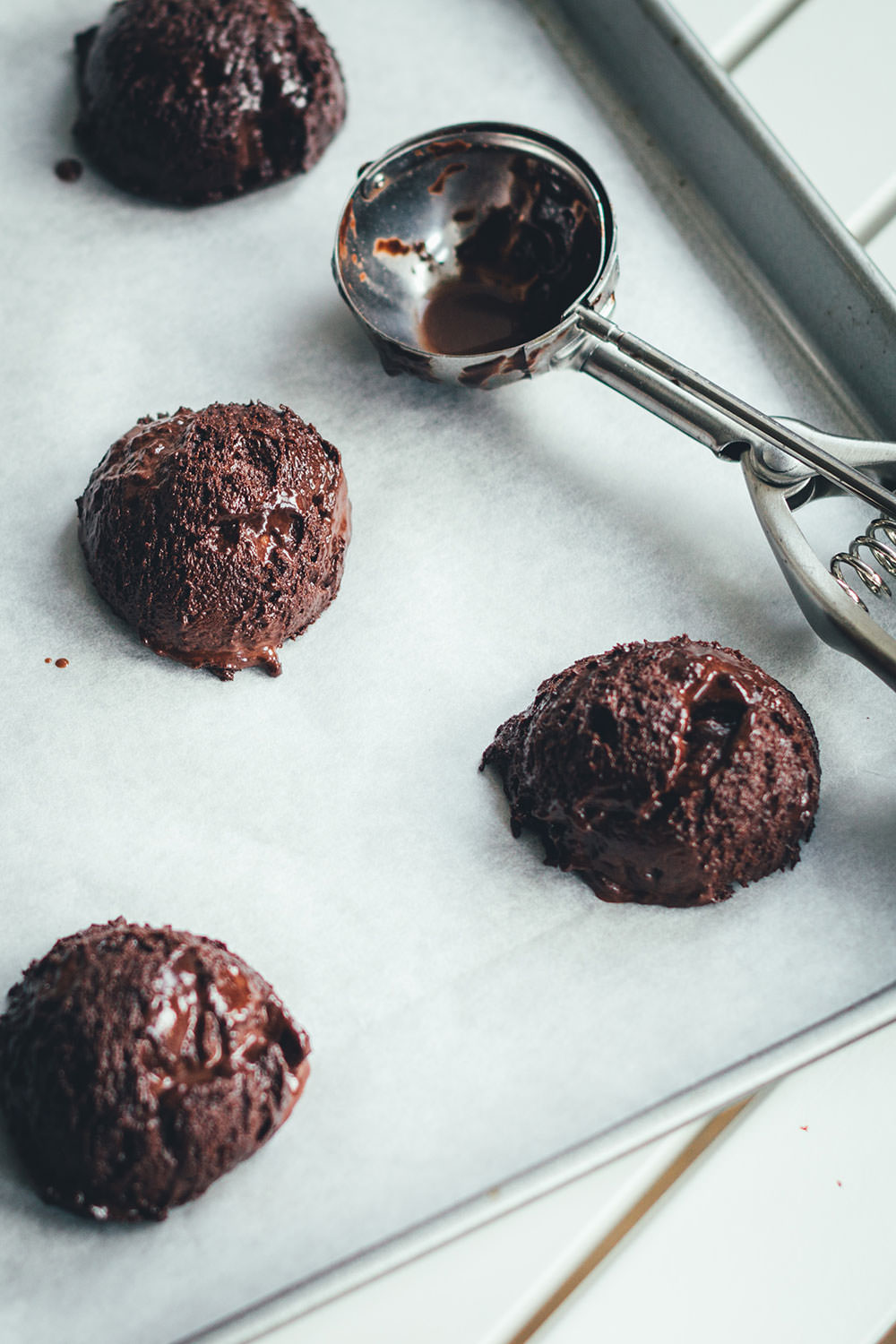 Schoko Whoopie Pies mit Marshmallow-Füllung - moey&amp;#39;s kitchen foodblog