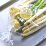 Zweierlei Spargel aus dem Ofen | Spargel im Bratschlauch | moeyskitchen.com