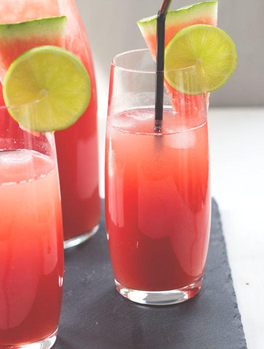 Rezept für Wassermelonen-Limo | selbstgemachte Limonade als Sommerdrink | moeyskitchen.com