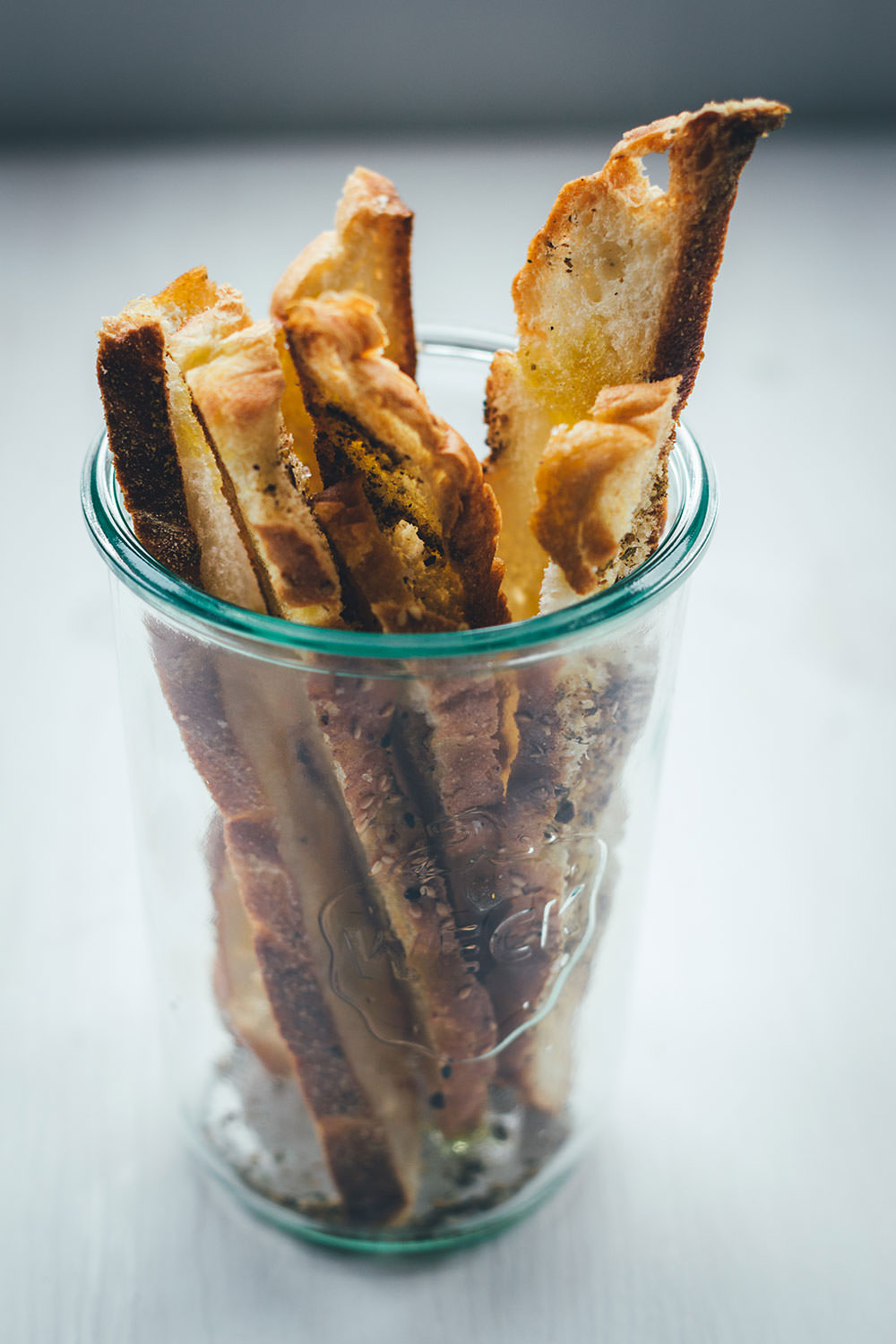 Rezept für selbst gemachten milden Ajvar | auf Vorrat einkochen und das Sommergemüse konservieren | moeyskitchen.com #ajvar #einmachen #einkochen #canning #paprika #aubergine #sommerrezepte #rezepte #foodblogger