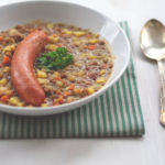Rezept für deftige Linsensuppe | selbst gemacht mit frischem Gemüse, Speck und Mettenden | moeyskitchen.com