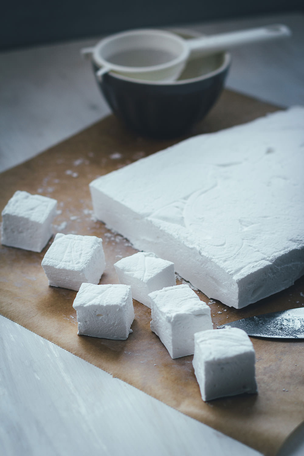 Rezept für selbst gemachte Marshmallows | DIY Mäusespeck | moeyskitchen.com #marshmallows #mäusespeck #diy #selbstgemacht #homemade #grundrezept #foodblogger #rezepte