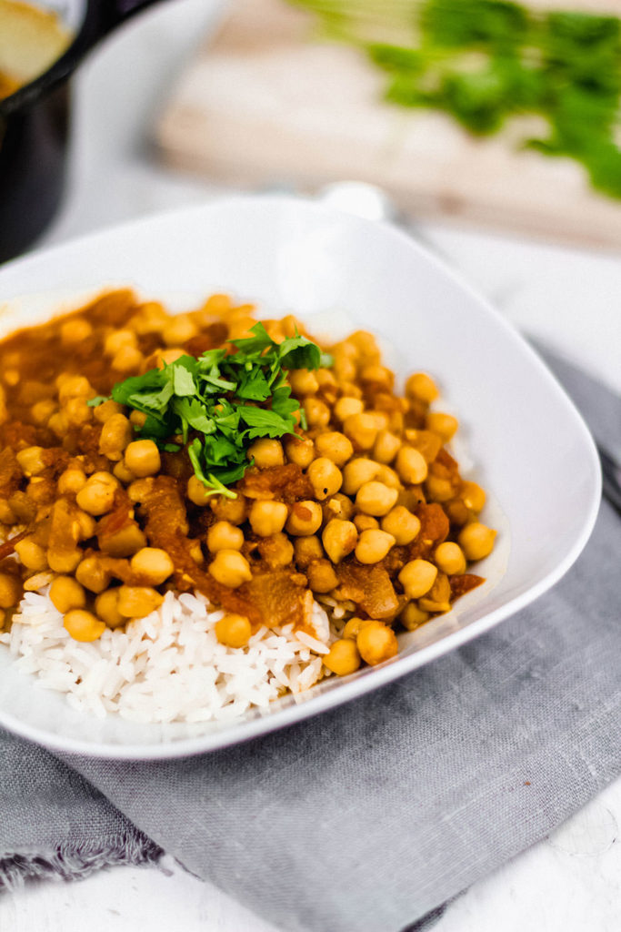 Veganes Kichererbsen-Curry – Chana Masala - moey&amp;#39;s kitchen foodblog