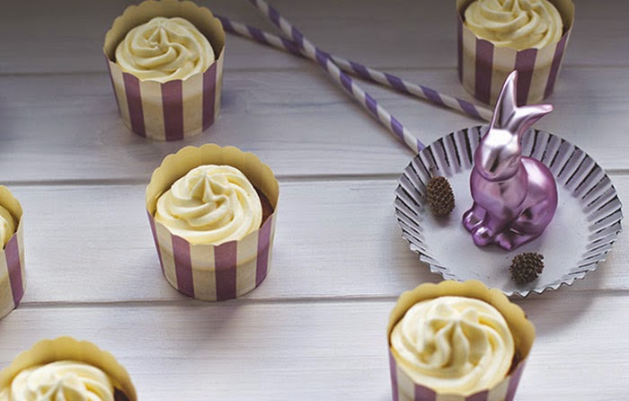 Schmecken nicht nur zu Ostern: Saftige Carrot (Cake) Cupcakes mit Creamcheese-Frosting saftige Möhren-Cupcakes mit Frischkäse-Frosting