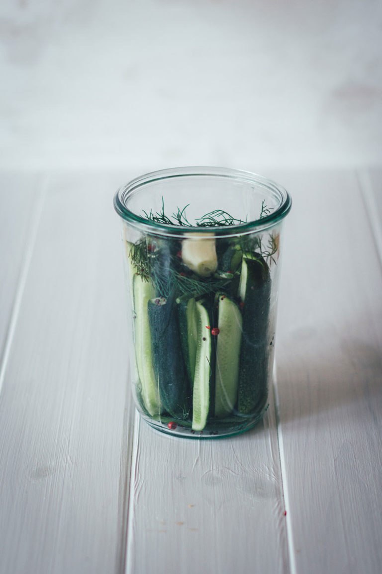 Eingelegte Gurken – hausgemachte Gewürzgurken einfach selber machen ...