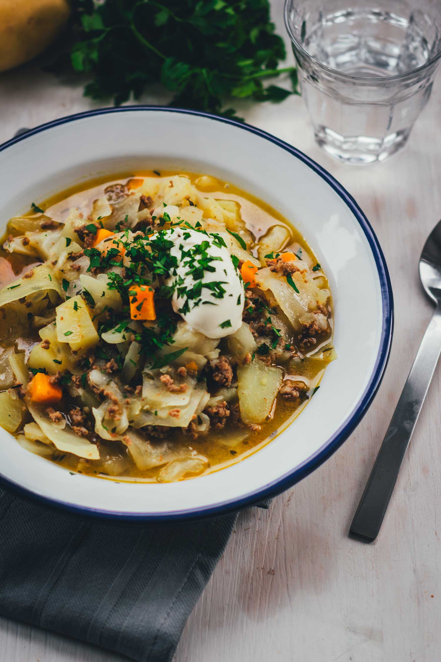 Weißkohl-Eintopf mit Lammhack – deftig, wärmend und einfach Weißkohl-Eintopf mit Lammhack – deftig, wärmend und einfach