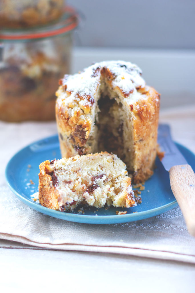 Saftiger Nougatstollen im Glas mit gerösteten Haselnüssen - moey&amp;#39;s ...
