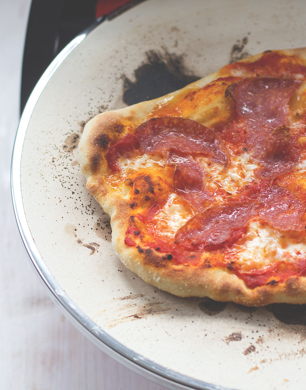 Homemade Pizza mit dem Pizzaofen GFerrari - Pizzabäcker ohne Backofen