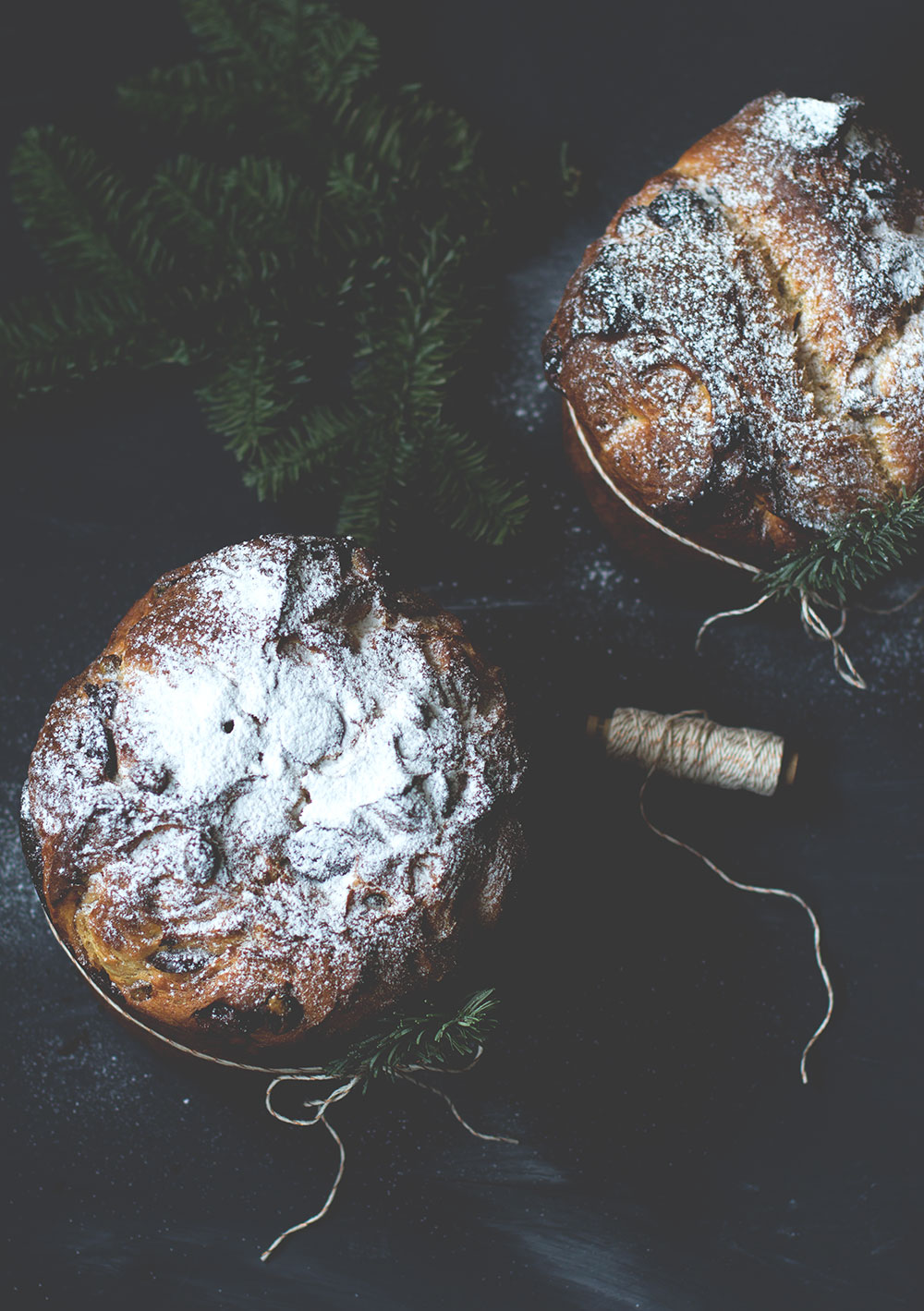 Rezept für leckeren Schokoladen-Pistazien-Panettone - Panettone ohne Trockenfrüchte von moeyskitchen.com