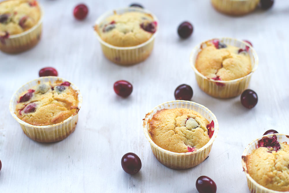 Rezept für saftige Cranberry-Orangen-Muffins von moeyskitchen.com