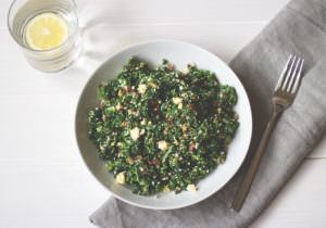 Rezept für Protein Power Salat mit Grünkohl, Schinken und Ei von moeyskitchen.com