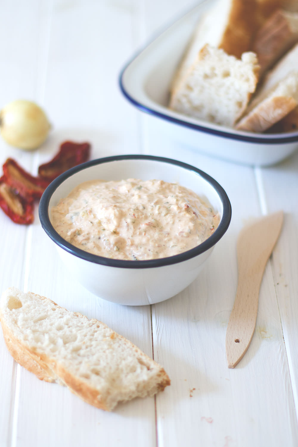 Rezept für leckeren Thunfisch-Dip aus dem Thermomix | moeyskitchen.com