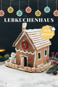 Rezept für selbst gemachtes Lebkuchenhaus | Lebkuchen einfach selber backen und verzieren | moeyskitchen.com #lebkuchen #lebkuchenhaus #backen #backrezept #weihnachtsbäckerei #advent #weihnachten