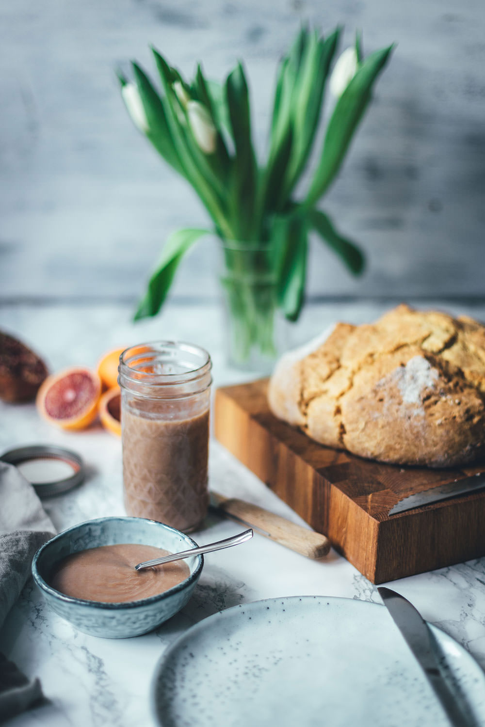 Rezepte für Soda Bread und Blood Orange Curd | British Breakfast | The Sunday Breakfast Club | moeyskitchen.com #sodabread #brot #curd #bloodorangecurd #blutorangencurd #frühstück #sonntagsfrühstück #breakfast