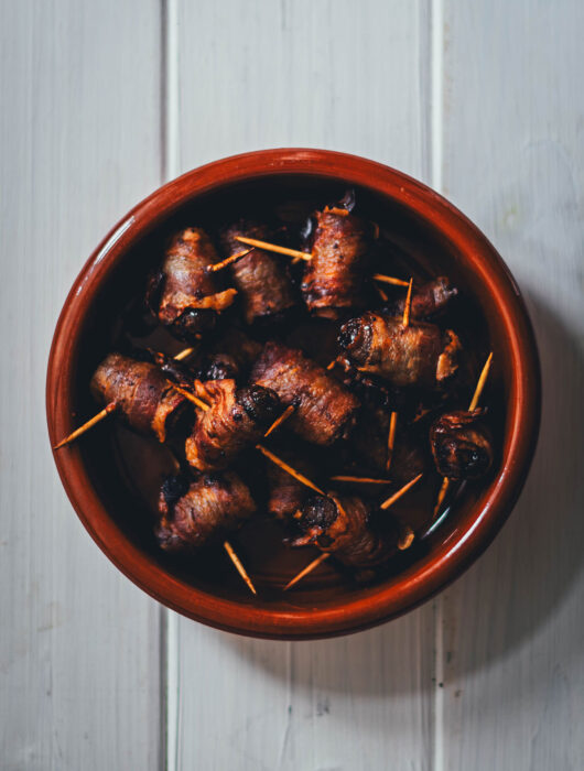 Datteln im Speckmantel aus dem Airfryer | Rezept für die Heißluftfritteuse | moeyskitchen.com