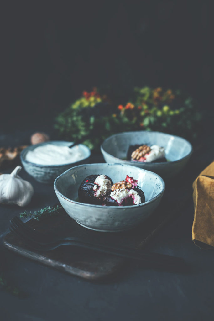 Hasselback Rote Bete mit Ziegenfrischkäse und Knoblauch-Joghurt - moey ...