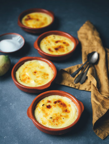 Rezept für Crema catalana - katalanische Creme | ein typisch spanisches Dessert | zubereitet mit dem Thermomix® TM6 - inklusive Produktvorstellung | außerdem mit Rezept zur Zubereitung im Topf auf dem Herd | moeyskitchen.com #cremacatalana #katalanischecreme #creme #dessert #spanisch #thermomix #tm6 #tm5 #tm31 #thermomixrezepte #rezepte #foodblogger #nachtisch