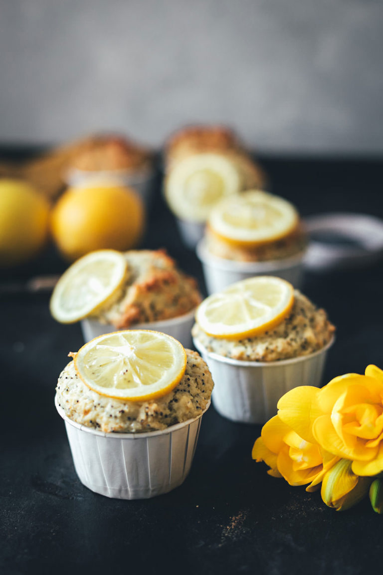 Zitronen-Mohn-Muffins - moey's kitchen foodblog Zitronen-Mohn-Muffins - moey's kitchen foodblog