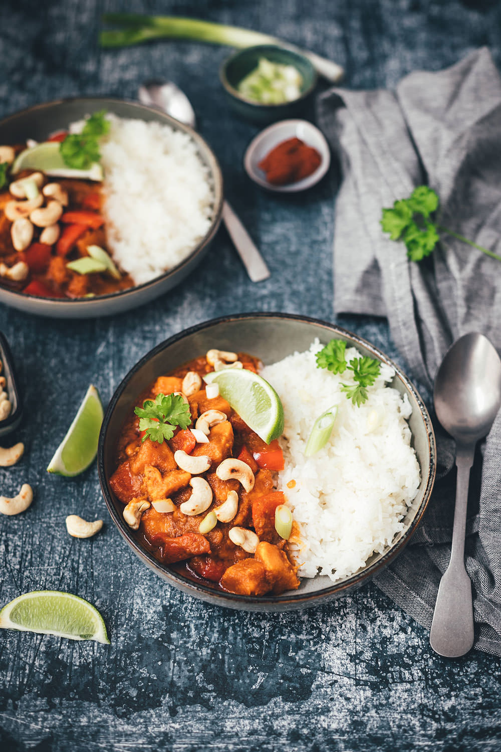 Veganes Süßkartoffel-Curry mit Kokos