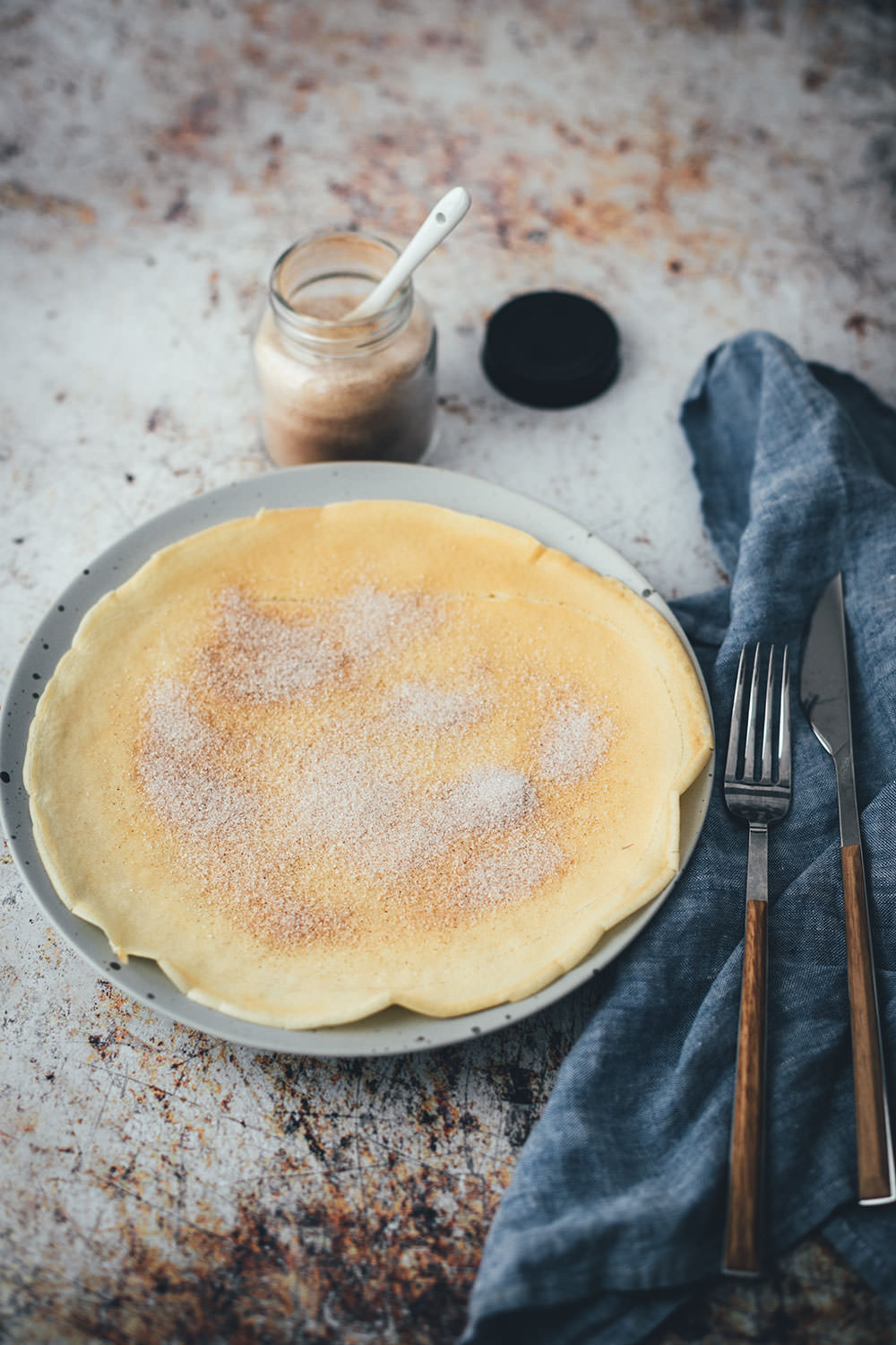 Rezept für einfache Pfannkuchen | Grundrezept für Omas Klassiker | moeyskitchen.com #pfannkuchen #grundrezept #rezept #foodblog #pancake #eierkuchen #omasklassiker 