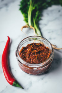 Rezept für rote Currypaste für Thai-Curry | Grundrezept für den Thermomix | moeyskitchen.com