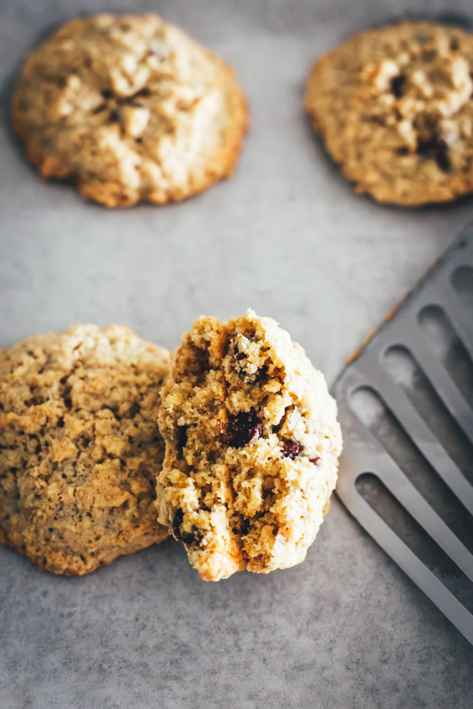 Die besten Haferflocken Cookies – Chocolate Chip Oatmeal Cookies - moey ...