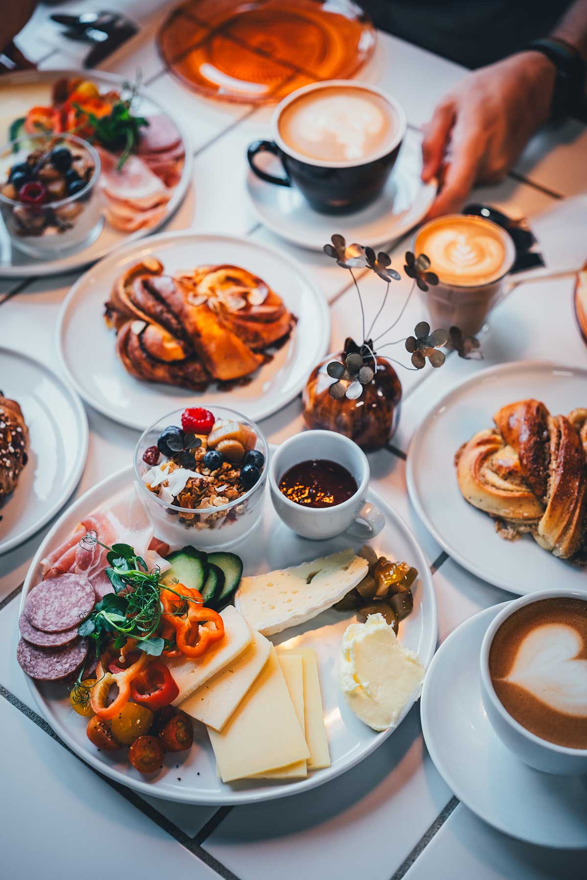 Frühstück in der Banks Mikrobageri – Bäckerei in Holstebro